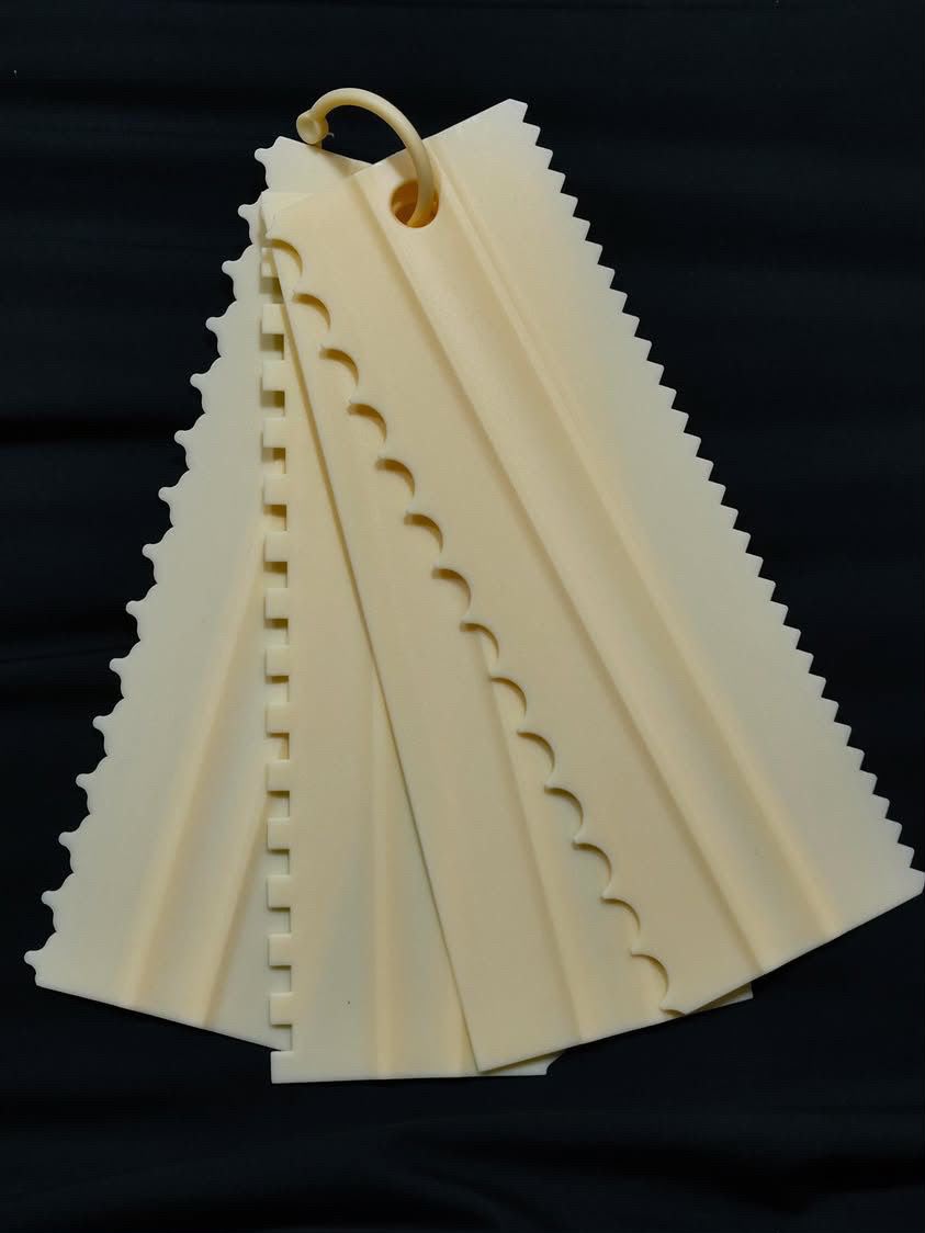 4 Pcs Cake Scraper Set - Cake Edge Scraper Comb and Cream Smoother Tools for Buttercream and Cake Decorating