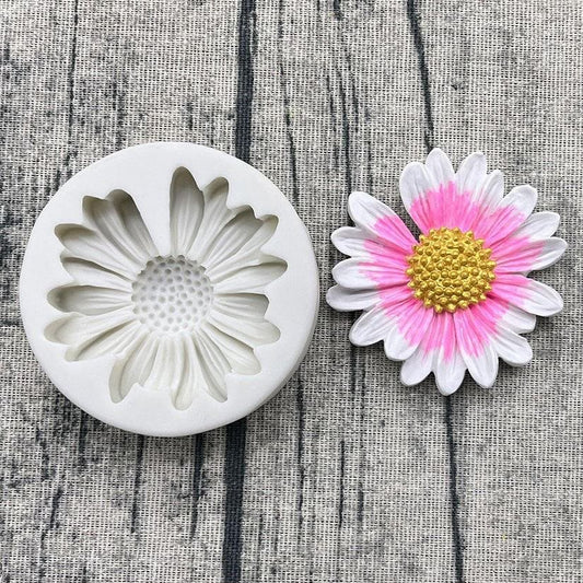 Single Sunflower Daisy Silicone Mould - Open Flower with Seeded Centre for Fondant, Gum Paste, Candle and Resin Craft