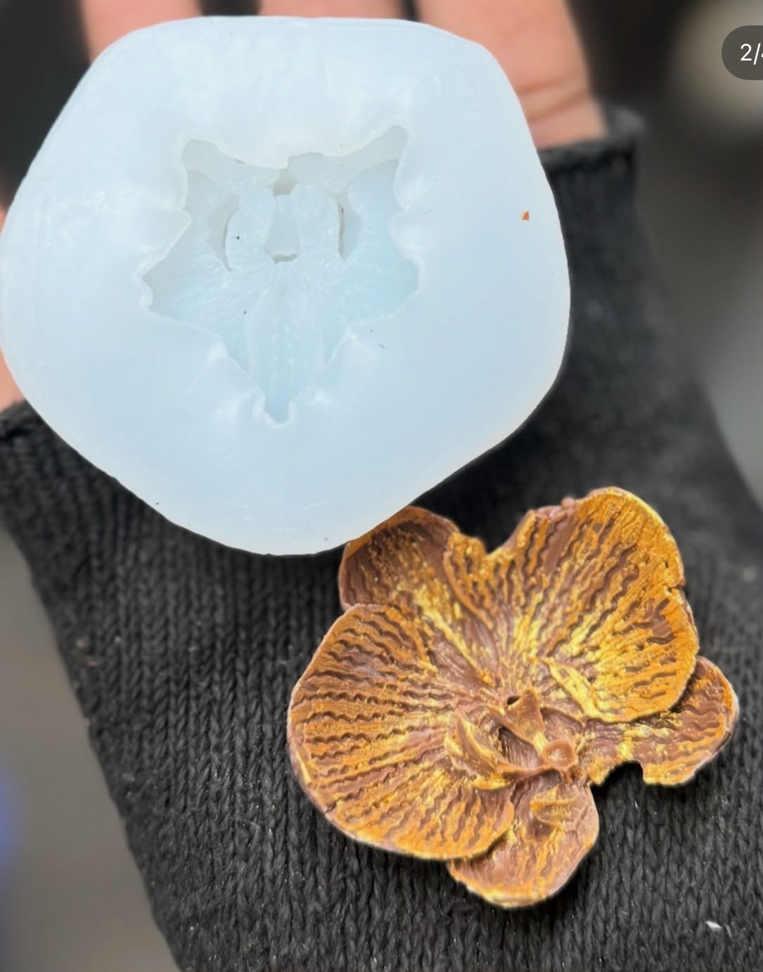 Orchid Flower Silicone Mould - Full Phalaenopsis Bloom with Ruffled Lip and Fine Veining for Fondant, Gum Paste, Chocolate and Resin
