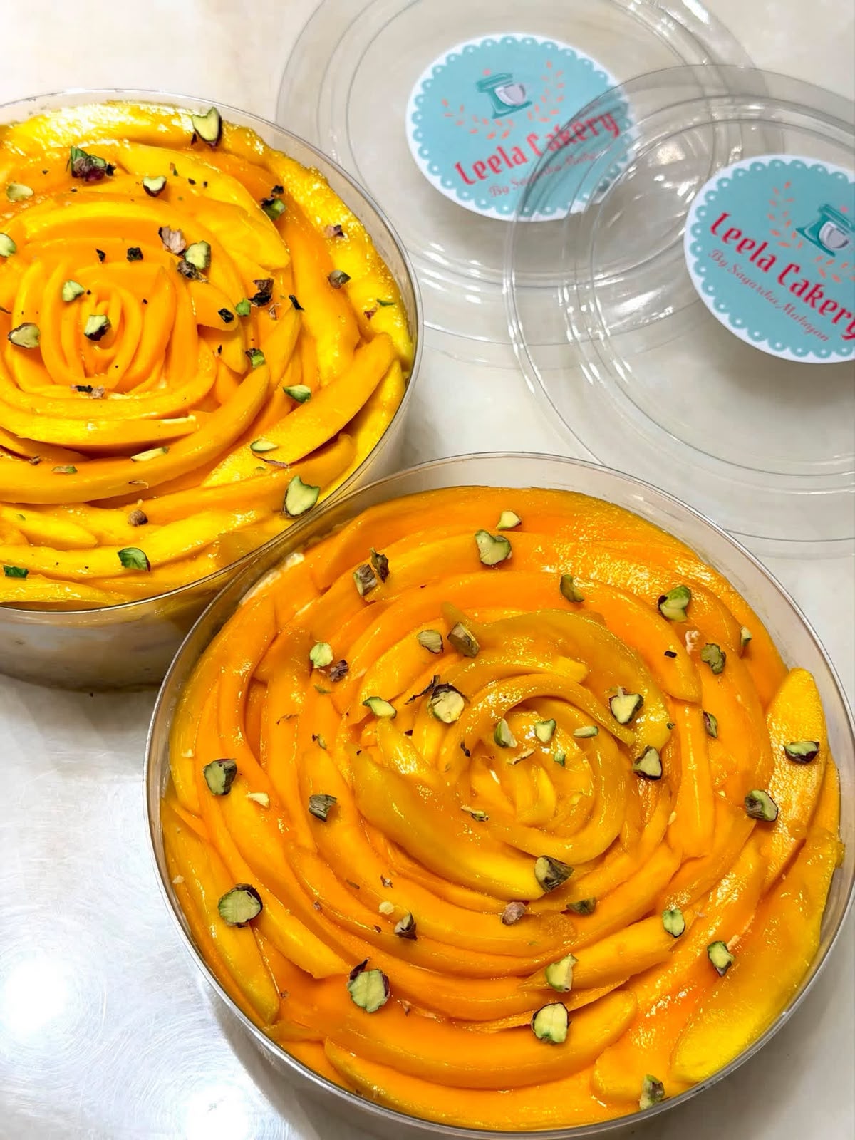 Transparent PVC Round Dessert Tub with Lid - 1000 ml, 6 Inch