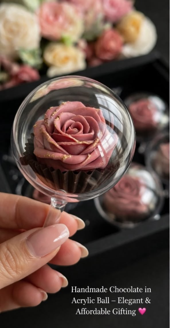 Acrylic Clear Sphere Ball Chocolate Cover - Single Chocolate / Truffle Ball Case