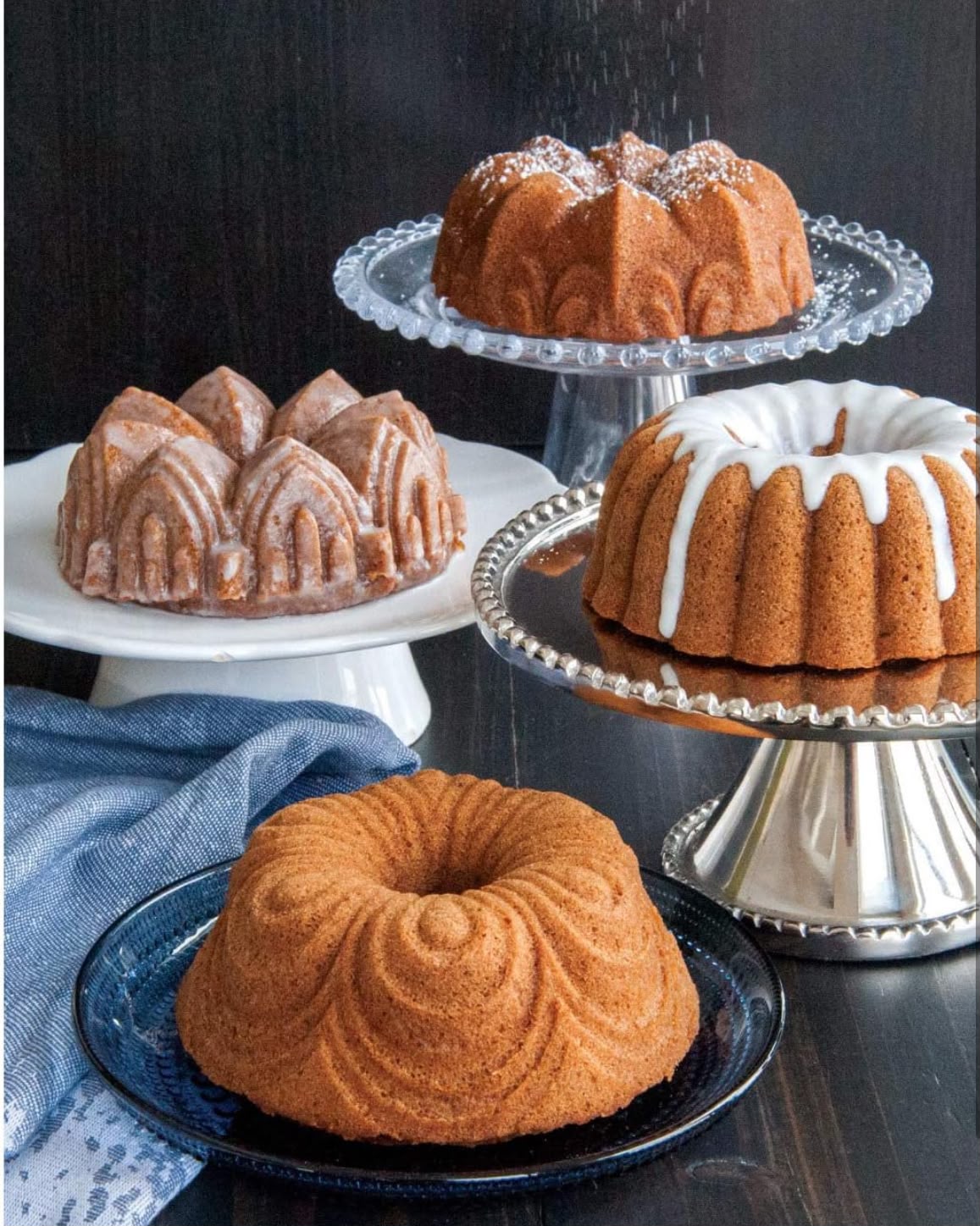 Nordic Ware Bundt Quartet Pan - Cast Aluminium 4-in-1 Cake Mould, Gold