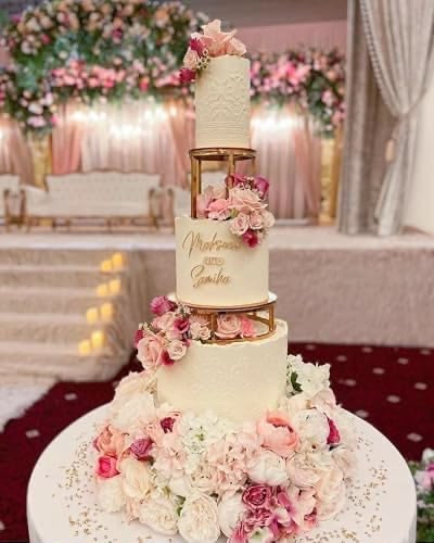 Gold Cake Separator Stand - Set of 2, Floating Tier Cake Risers