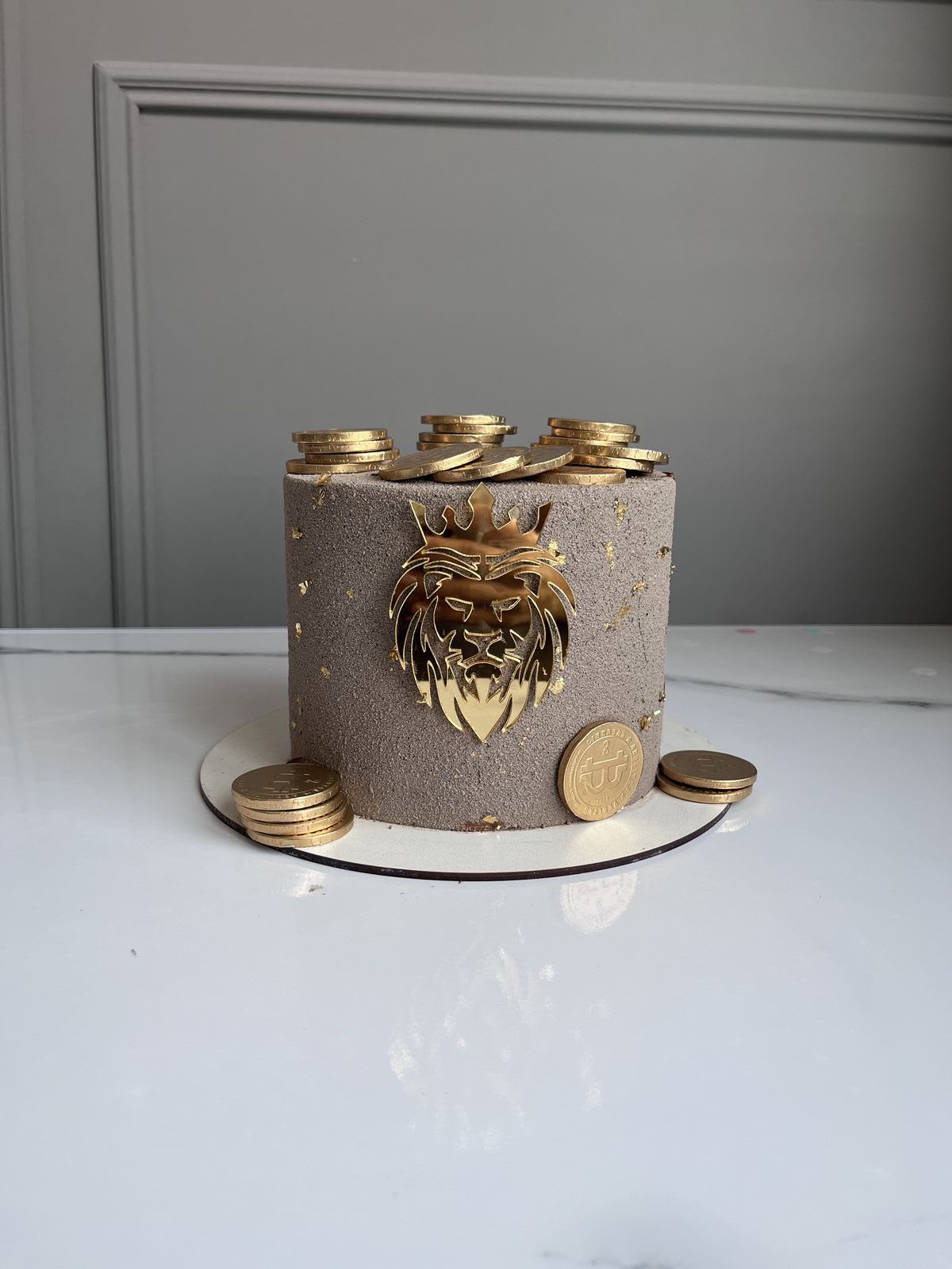 Golden Lion Cake Topper - Mirror Acrylic, 4.5 x 5 Inch
