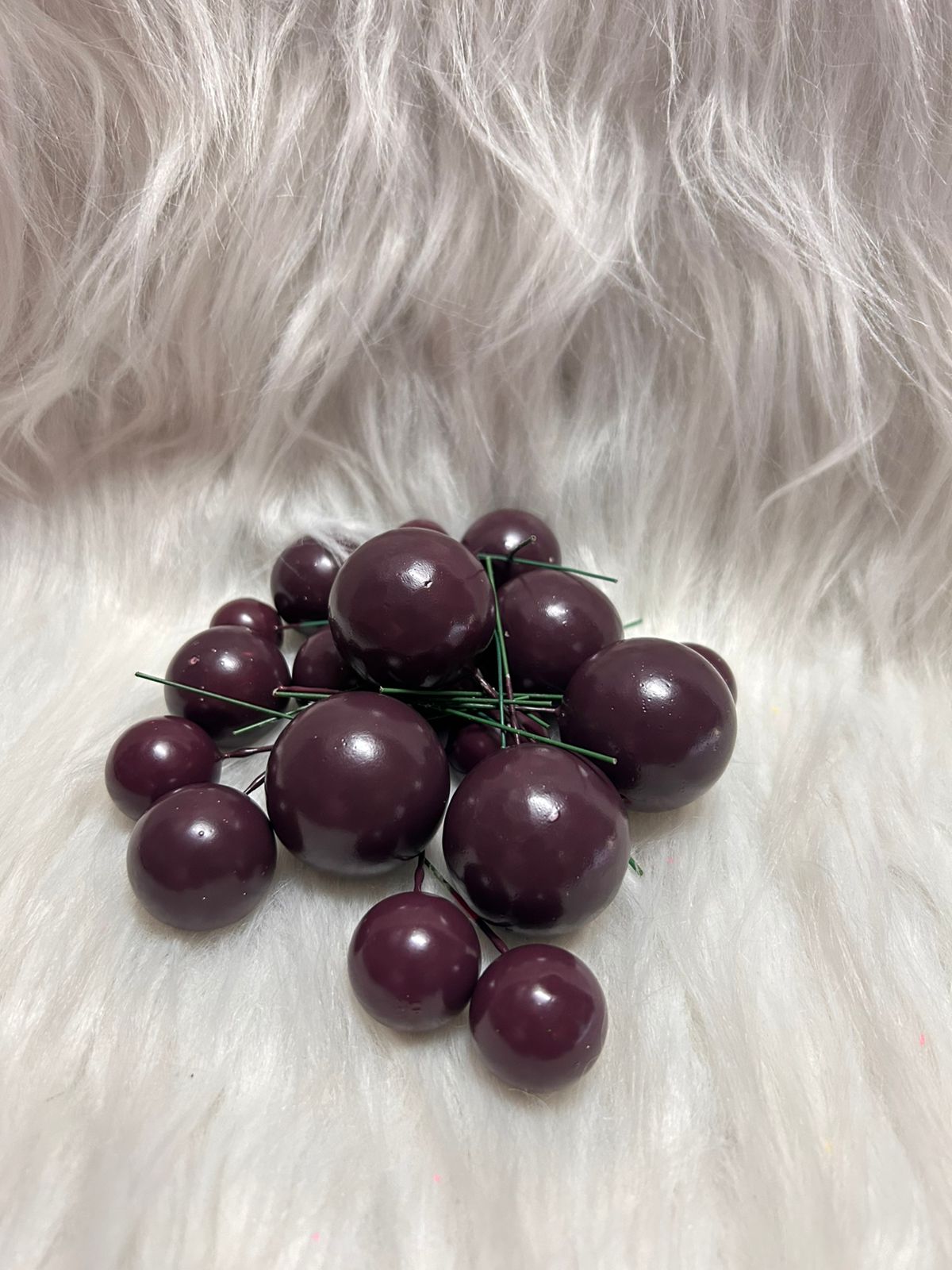 Faux Balls Topper for Cake Decoration - Pack of 20 in 4 Sizes