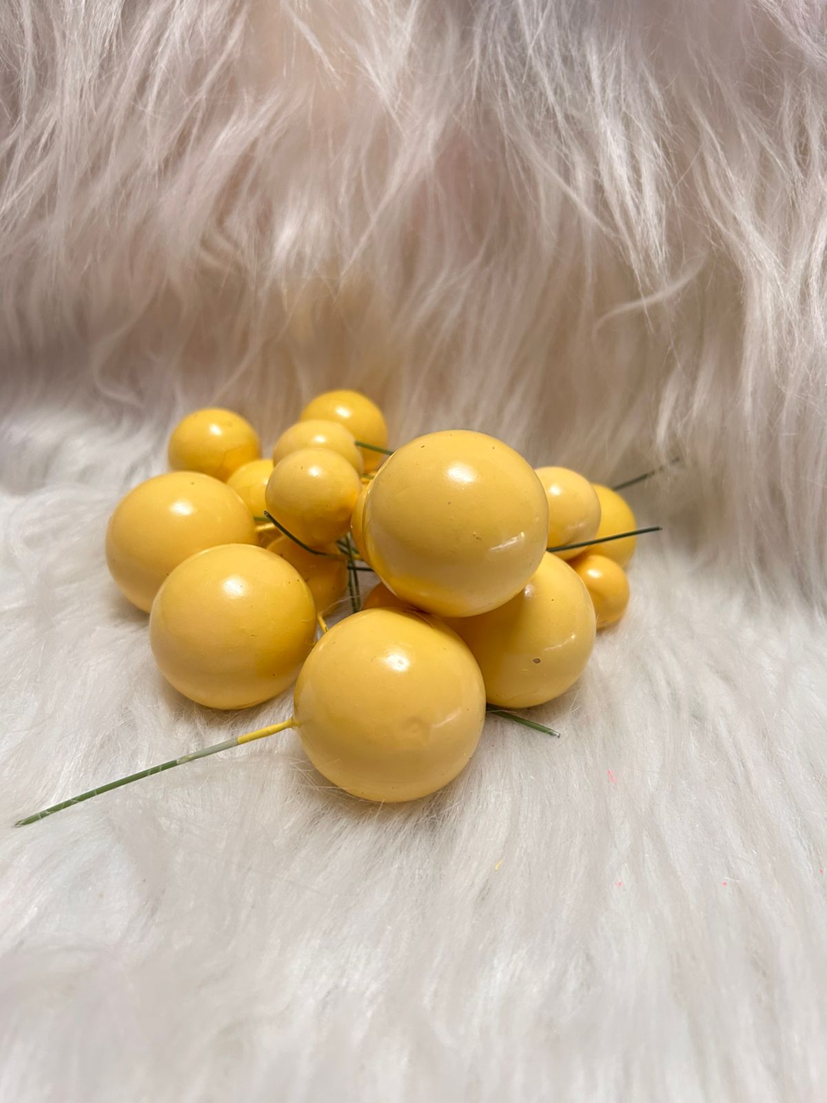 Faux Balls Topper for Cake Decoration - Pack of 20 in 4 Sizes