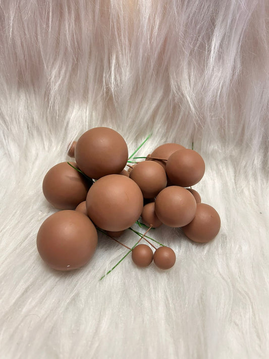 Faux Balls Topper for Cake Decoration - Pack of 20 in 4 Sizes
