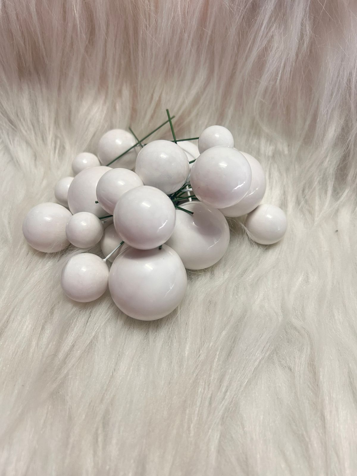 Faux Balls Topper for Cake Decoration - Pack of 20 in 4 Sizes