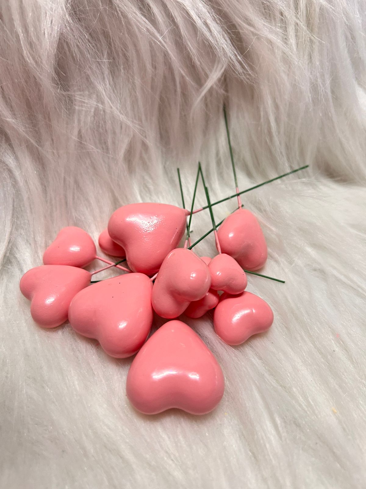 Heart Faux Ball Cake Topper - Wired Heart Toppers in Mixed Sizes