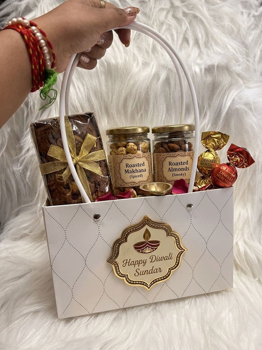 Festive Hamper Bag - White with Gold Foil Lattice Print and Rivet Handles