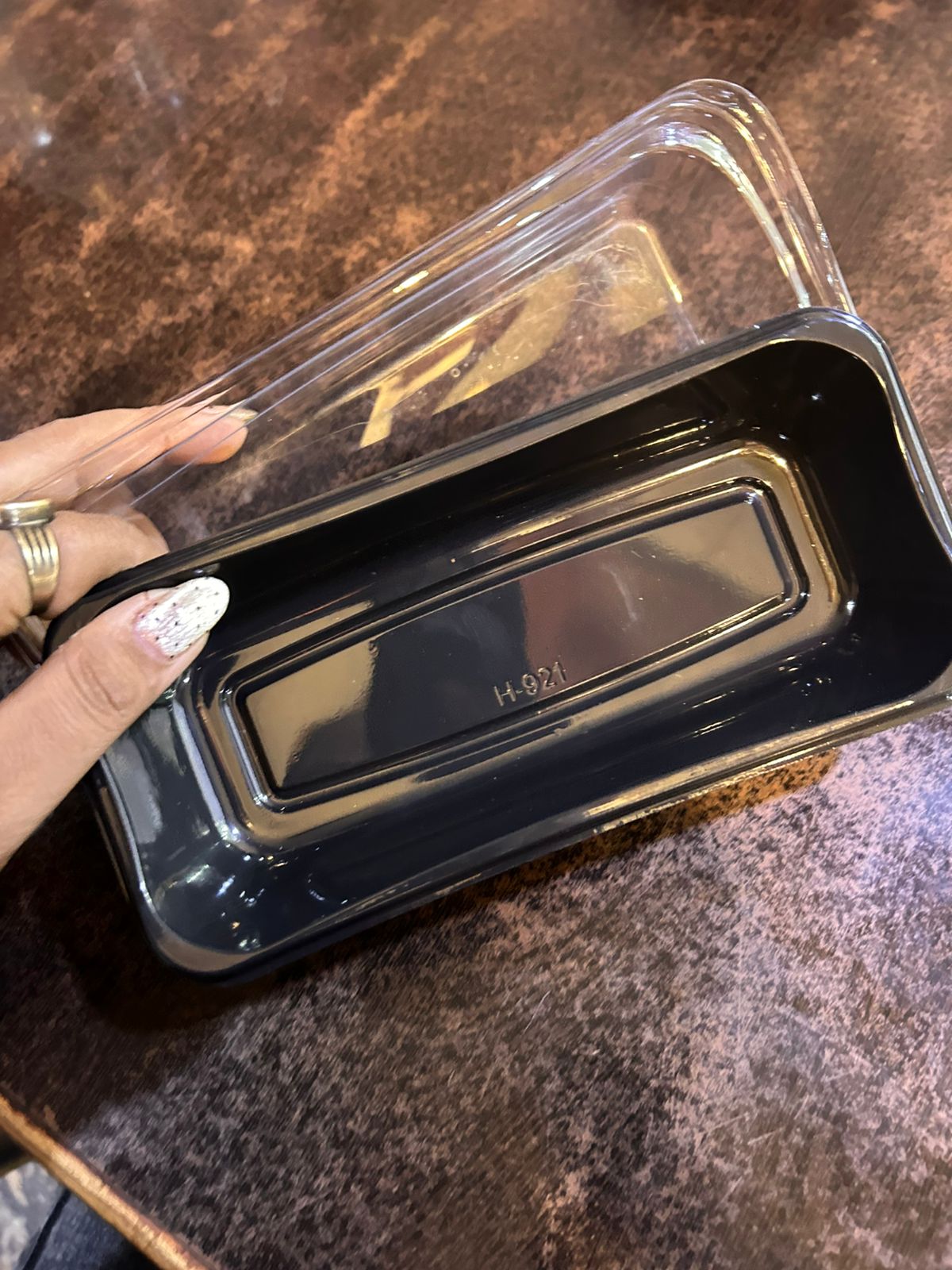 Long Loaf Packing Box - Black Base with Clear Dome Lid