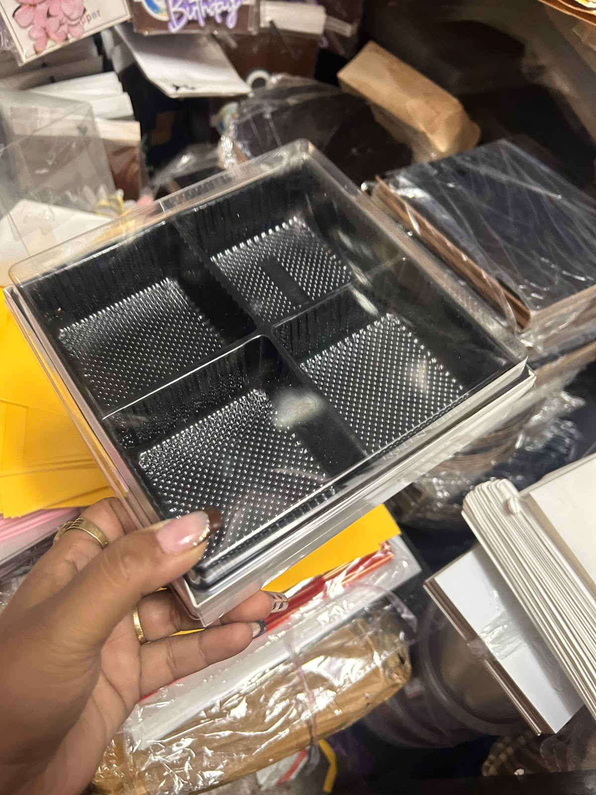 4 Cavity Hamper Box with Clear Lid and Black Insert - 7 x 7 inch (Pack of 10)