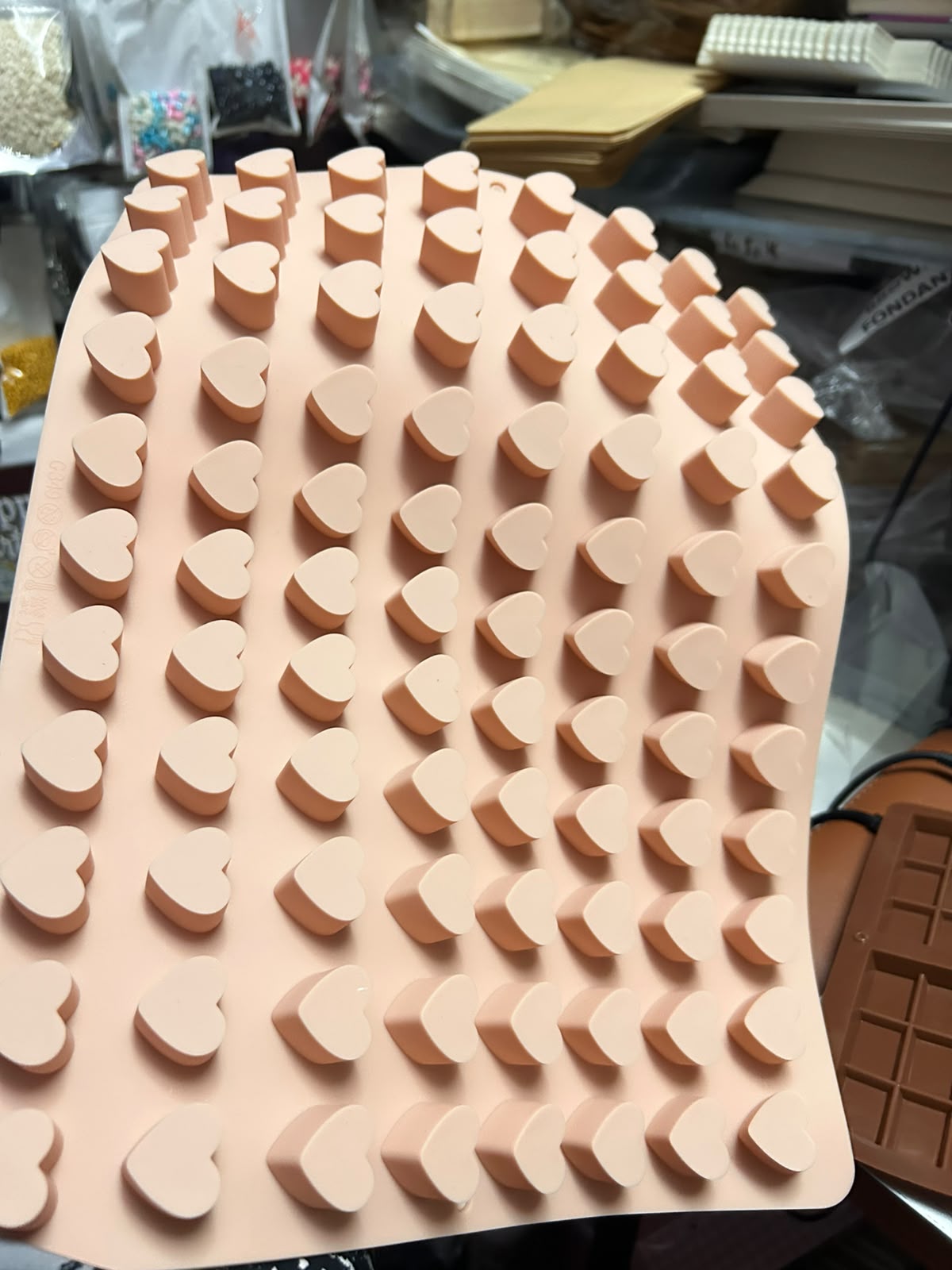 80 Cavity Deep Heart Silicone Mould - 1 inch Hearts