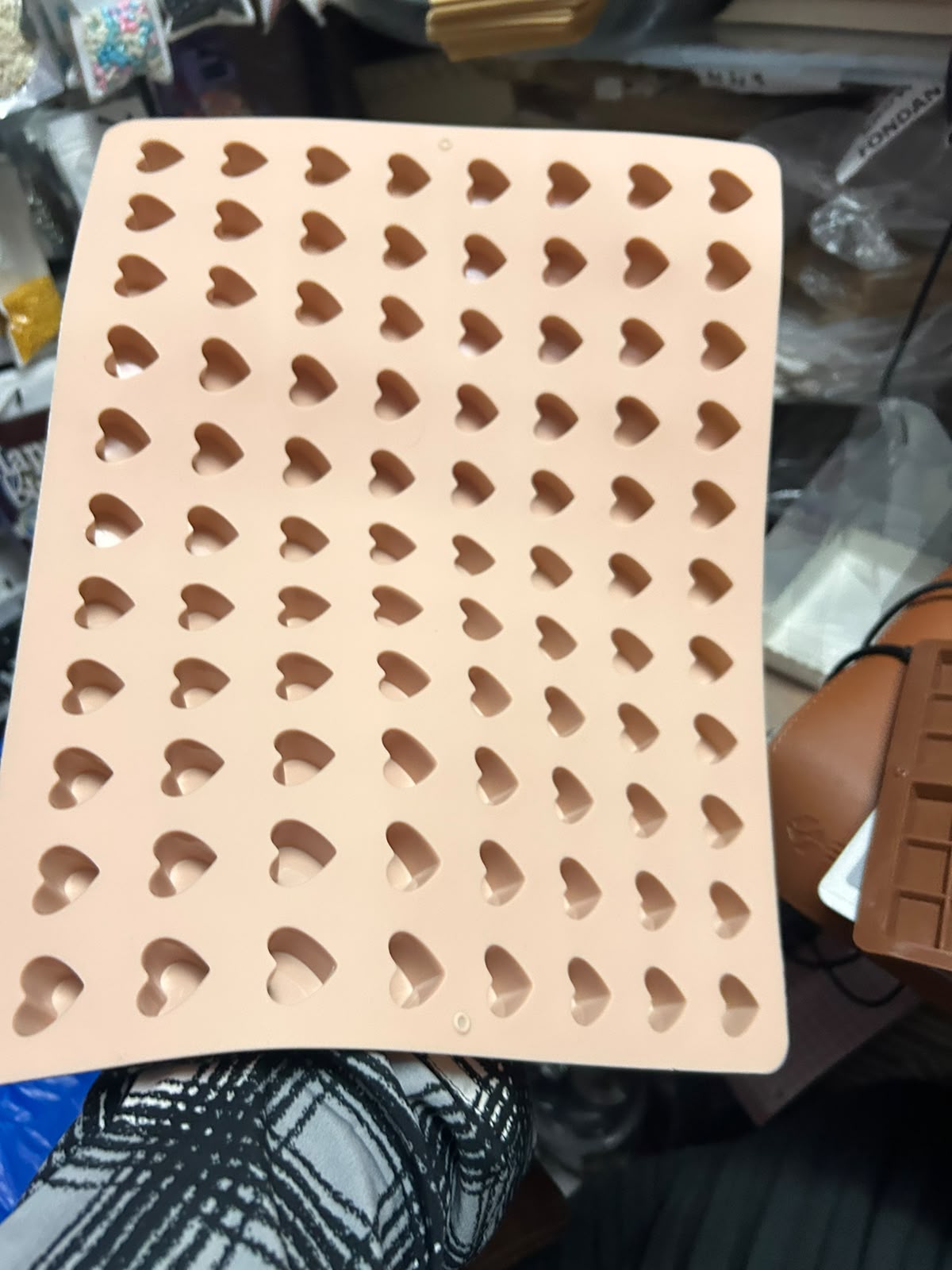 80 Cavity Deep Heart Silicone Mould - 1 inch Hearts