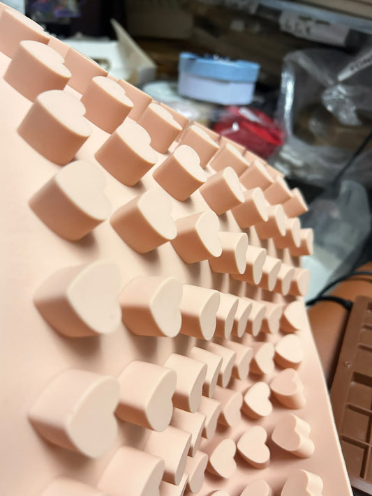 80 Cavity Deep Heart Silicone Mould - 1 inch Hearts