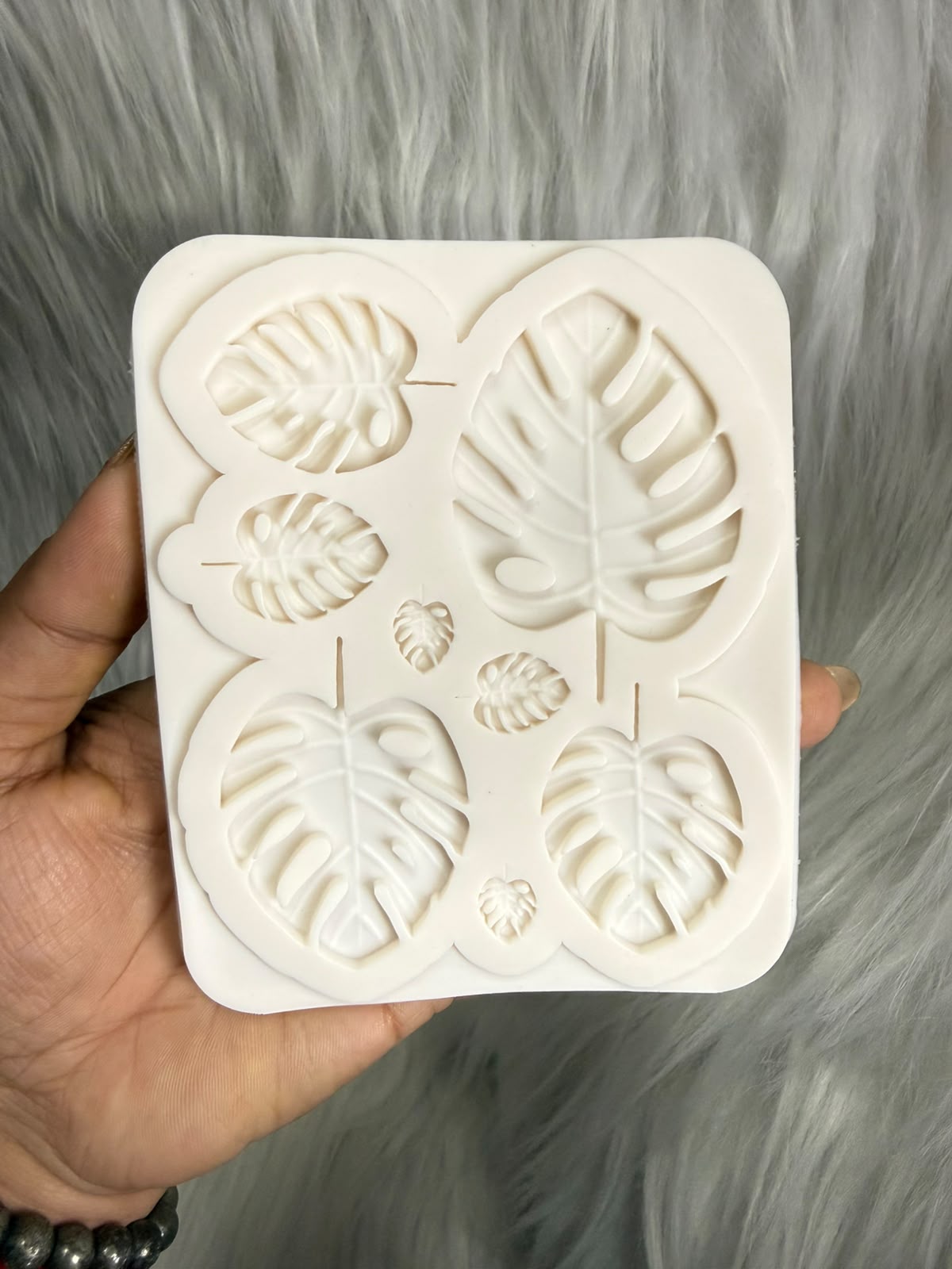 Leaf Silicone Mould - 8 Cavity Leaf Mould for Resin, Candle & Fondant