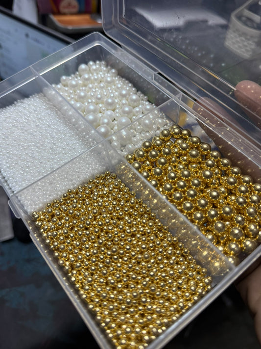 Jumbo Sprinkle Offer Box - 200 g Gold & White Pearl Sprinkles (Box Free)