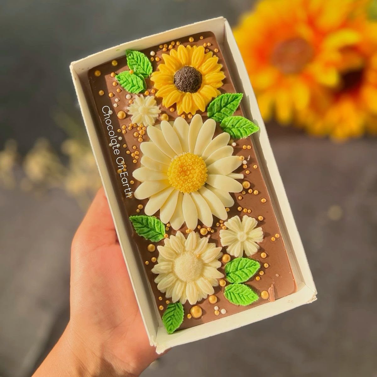 Daisy Sunflower Mould - 6 Cavity Multi Size Round Mould (Fondant & Chocolate)