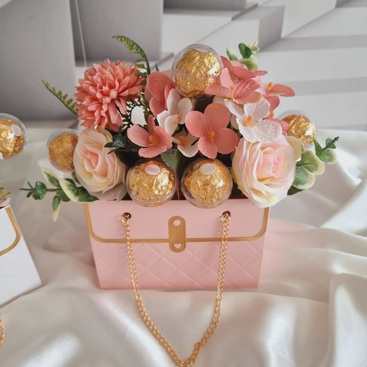 Acrylic Clear Sphere Ball Chocolate Cover - Single Chocolate / Truffle Ball Case