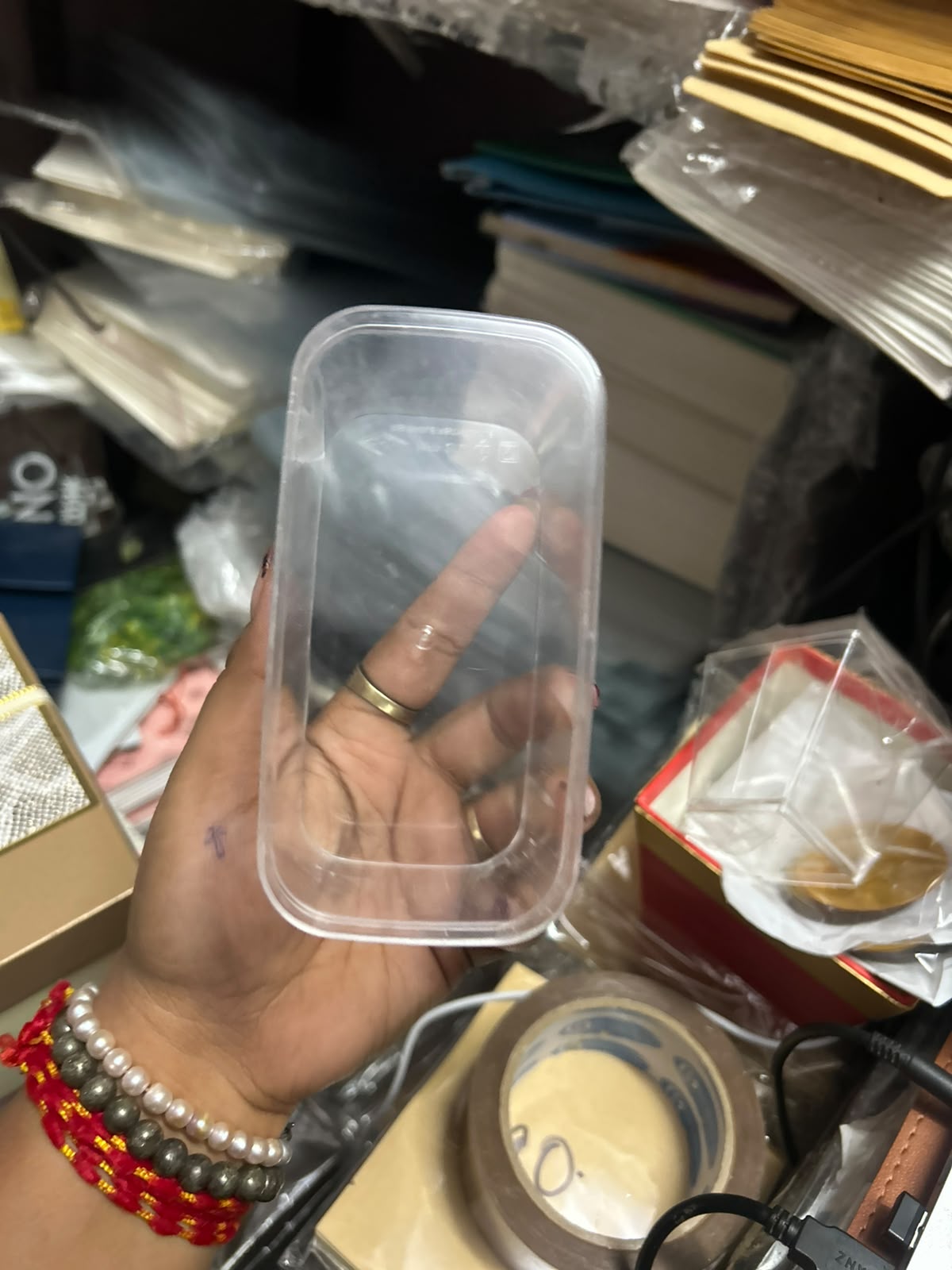 Rectangle Acrylic Tub with Lid - 400 ml (Clear Dessert Box for Tiramisu and Cake)