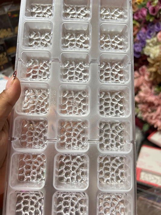 Kunafa Deep Bite Polycarbonate Chocolate Mould - 21 Cavity Square Bites