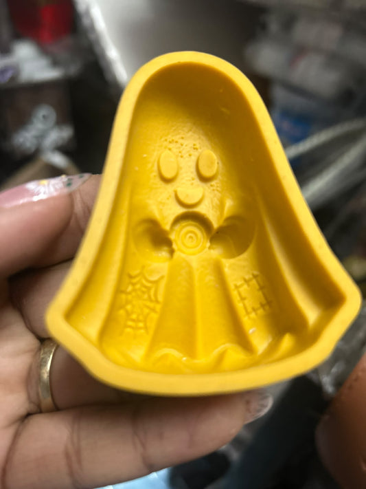 Halloween Ghost Silicone Mould - 7 x 5.5 x 2.5 cm for Chocolate, Candle and Resin