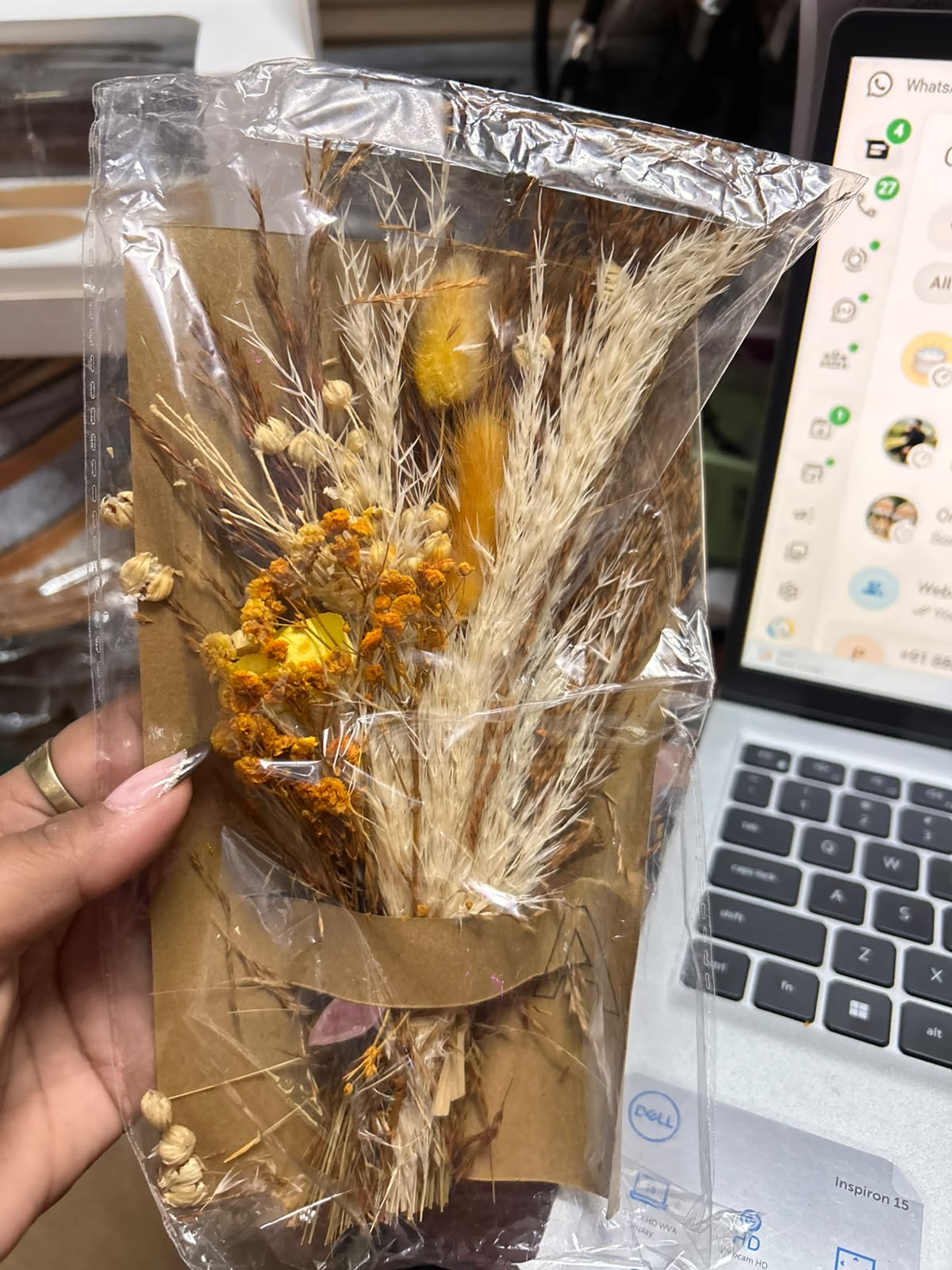Dry Flower Bunch & Pack for Decoration