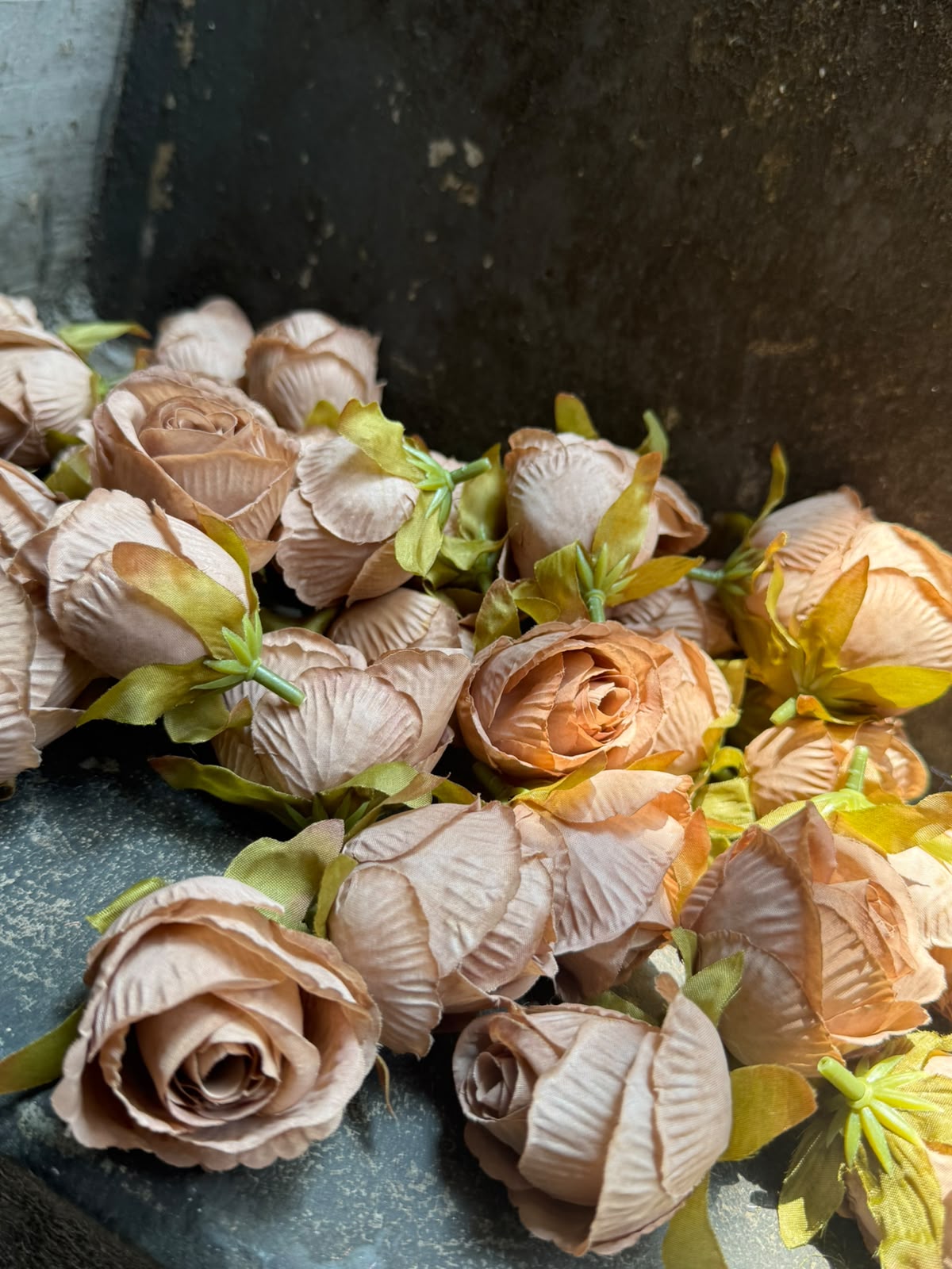 Medium Artificial Rose Heads for Cake Decoration - 3.5 cm Fabric Roses