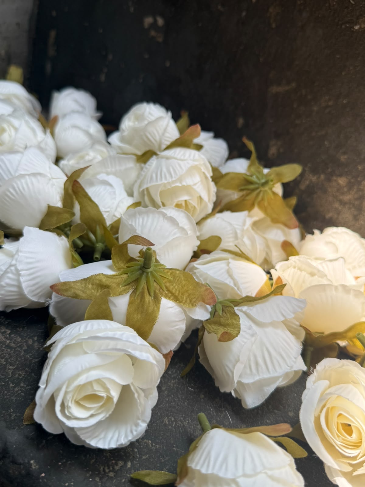 Medium Artificial Rose Heads for Cake Decoration - 3.5 cm Fabric Roses